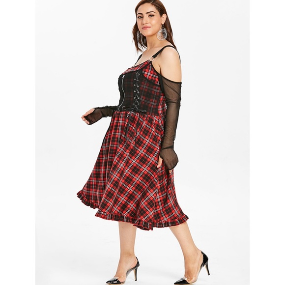 ♠ Plus Size Goth Punk Lace Up Plaid Dress ♠ - Picture 3 of 8